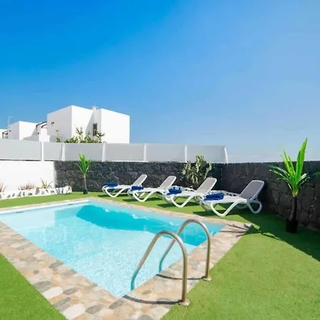 Villa Mateo Playa Blanca
